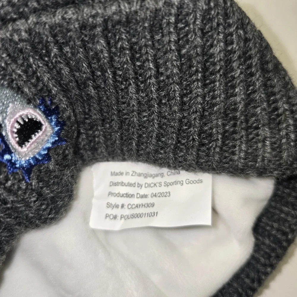 Youth‎ Northeast Outfitters Cozy Cabin Beanie Grey With Shark